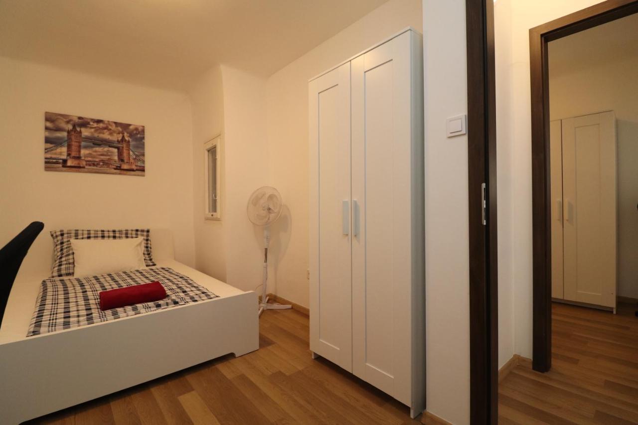 New Guest House A in Király Street 106 Budapeste Exterior foto