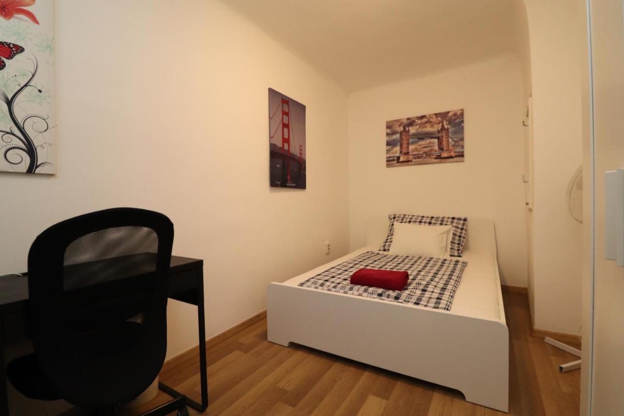 New Guest House A in Király Street 106 Budapeste Exterior foto